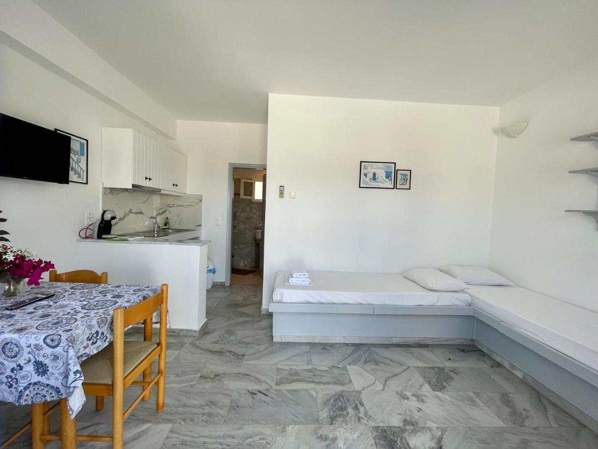 Country House Apartments Chora Exterior foto